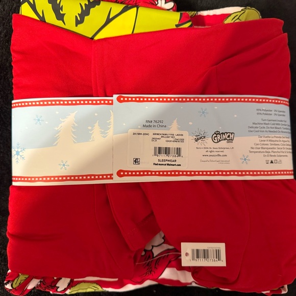 Dr. Seuss Red Grinch Pajama Set - Picture 2 of 3